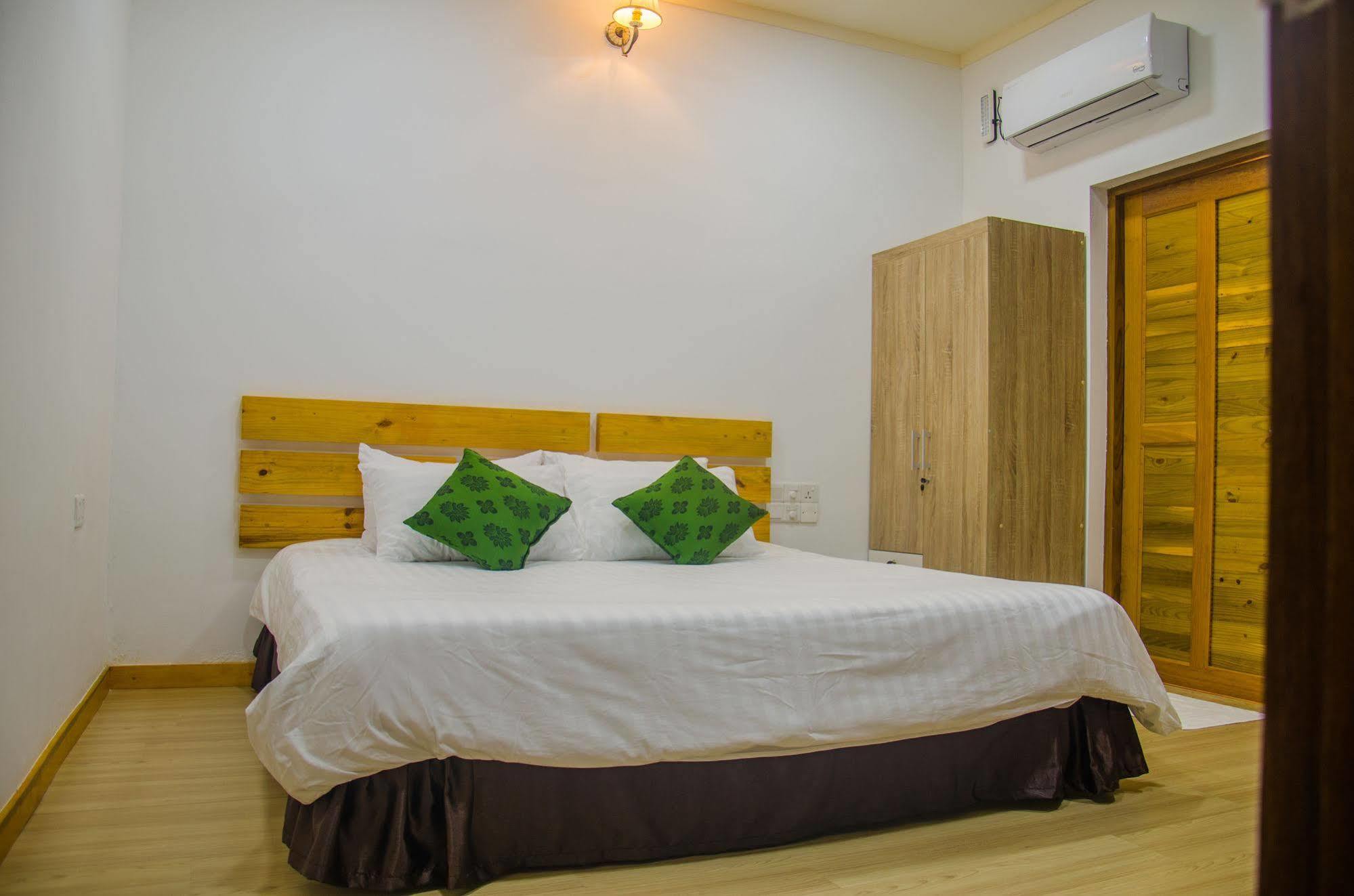 Holiday Garden Rasdhoo Екстер'єр фото